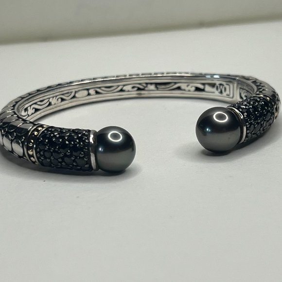 John Hardy cuff Bracelet w/2-10mm black Tahitian pearls & sapphire, 18K & 925. - Picture 5 of 6